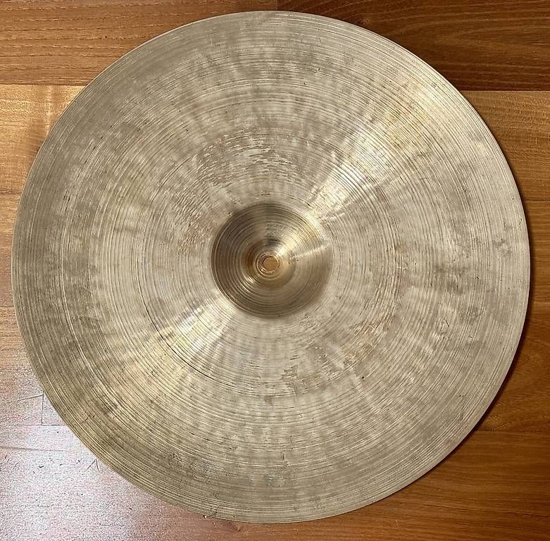 Zildjian Strumenti musicali: Zildjian Avedis 1960s – Usato da Balgach venduto da Kraxlifant 1