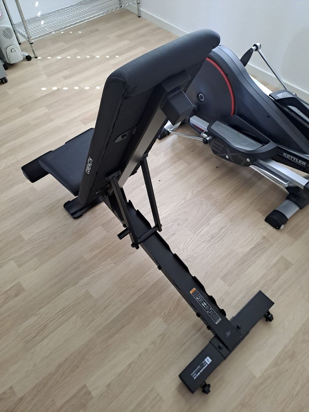 Decathlon Vélos d'appartement: Hantelbank / CORENGTH Bodybuilding Bench 900 – Neuf (Voir description) à Heimberg par Reimann75 4