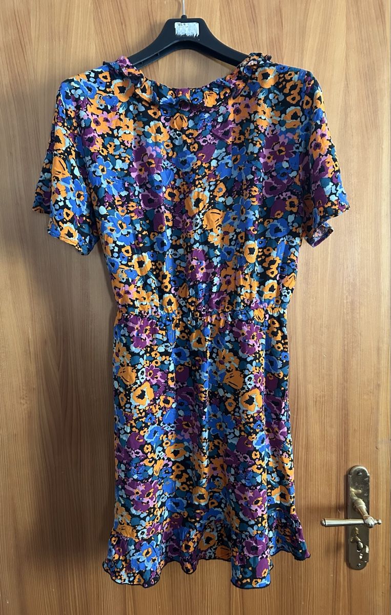 Vestiti: Kleid Blumenmuster JDY Grösse 44 – Usato da chur venduto da corazon710 1
