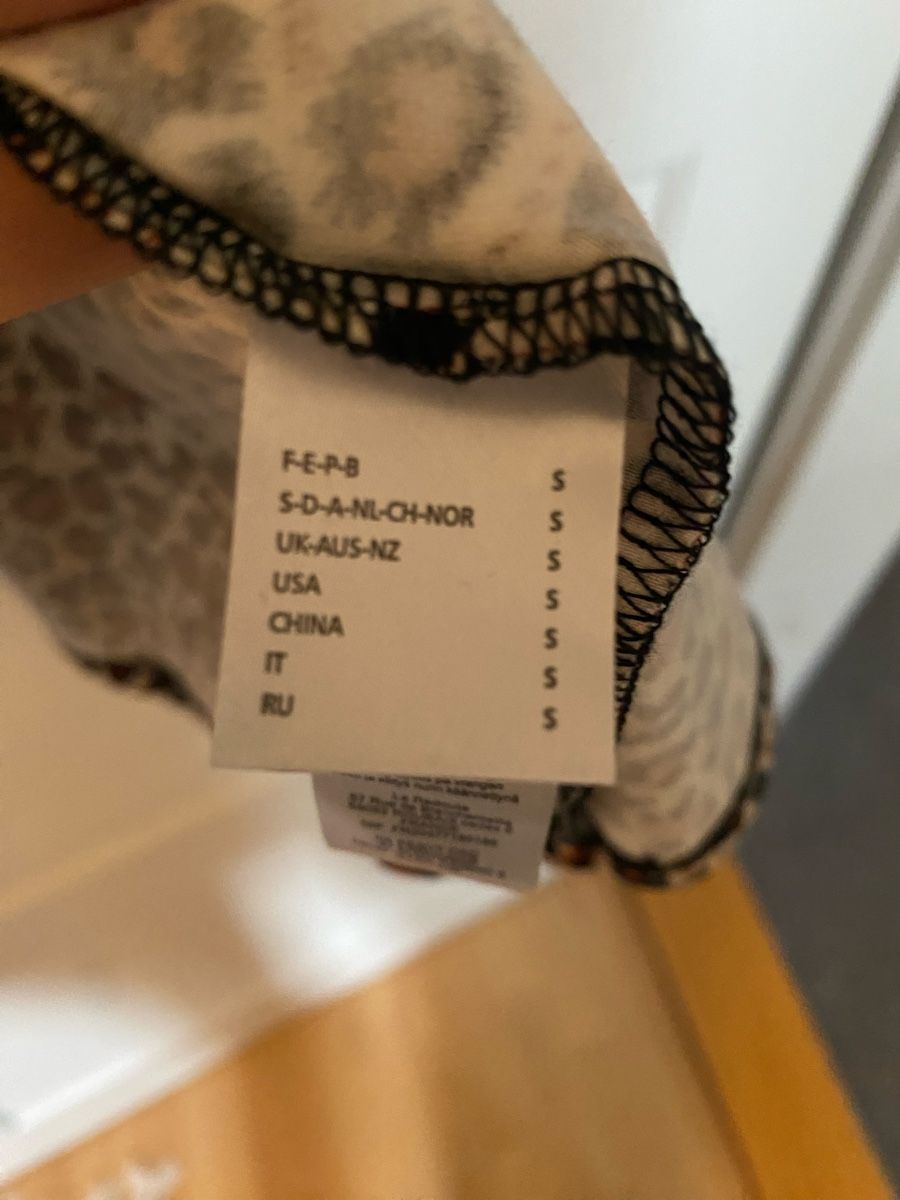 La Redoute Vestiti: Kleid langarm mit Wickelausschnitt – Nuovo (secondo la descrizione) da Olten venduto da Angisun 1