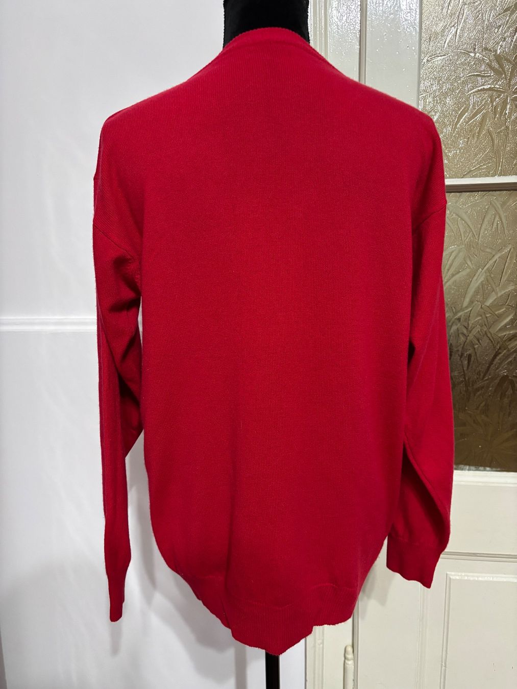 Pullover & Sweatshirts: Red cashmere pullover – Gebraucht aus Neuchâtel von dum_5xby 1