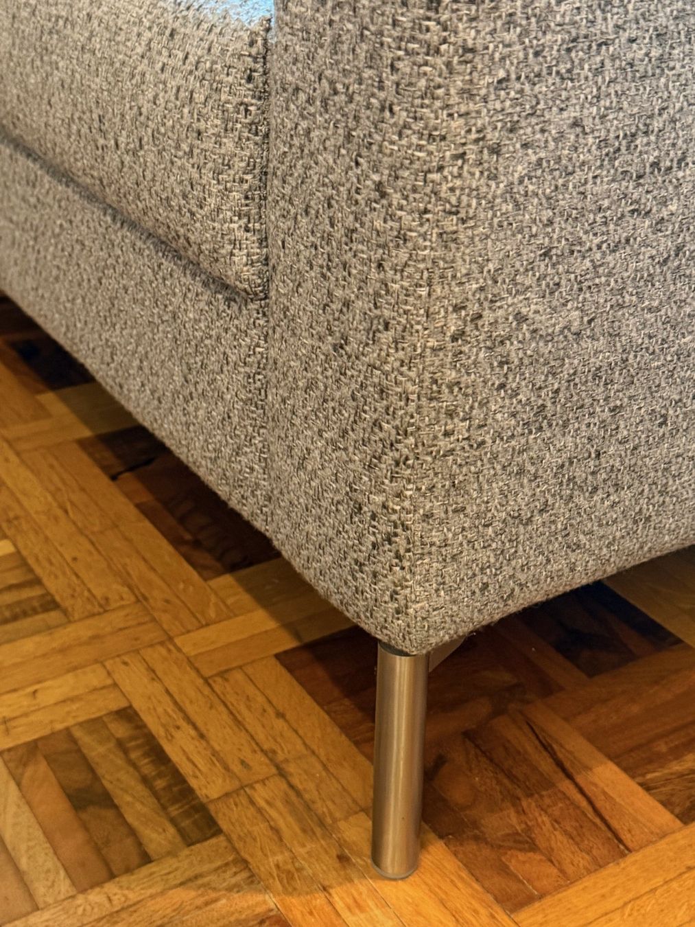 Pfister Divani: 3-4 Sitzer Ecksofa in klassischen Design – Usato da Langnau am Albis venduto da swiss-busy-bee 5