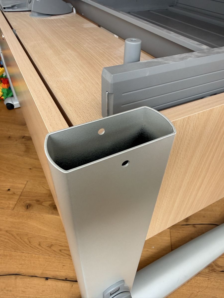 Moll Schreibtische: Schreibtisch Moll mit Rollcontainer – Gebraucht aus Kerns von ritardando 5