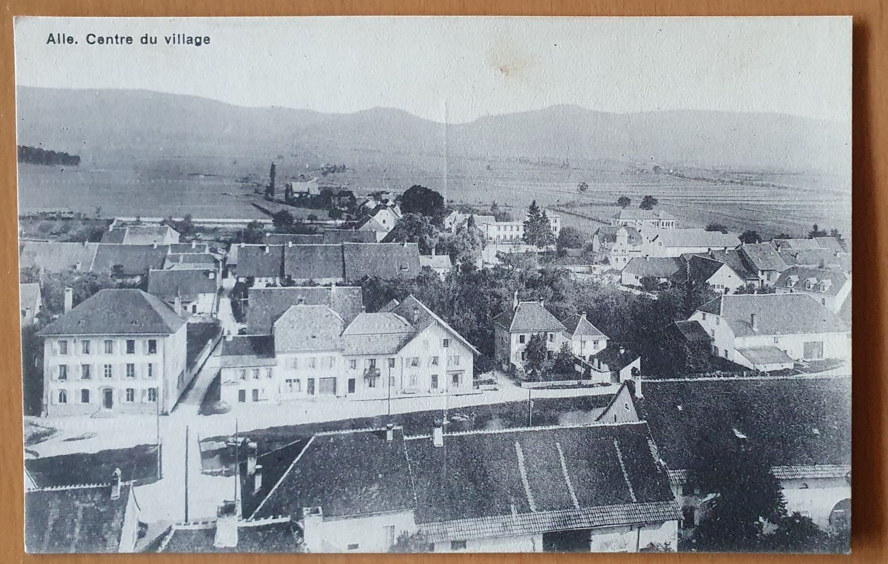 Cartoline postali: Alle - Centre du Village – Usato da Kreuzlingen venduto da Rschweiz1