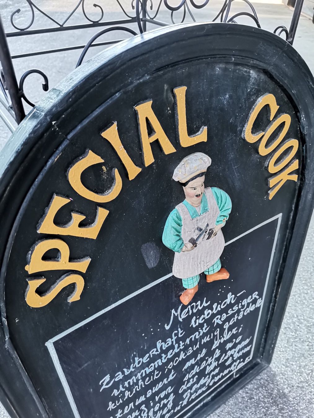 Insegne: Menu Schild, Deko Schild, Restaurant Schild, Küchen Schild – Usato da Wiedlisbach venduto da materialkreislauf 1