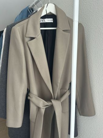 Zara Mantel / Trenchcoat