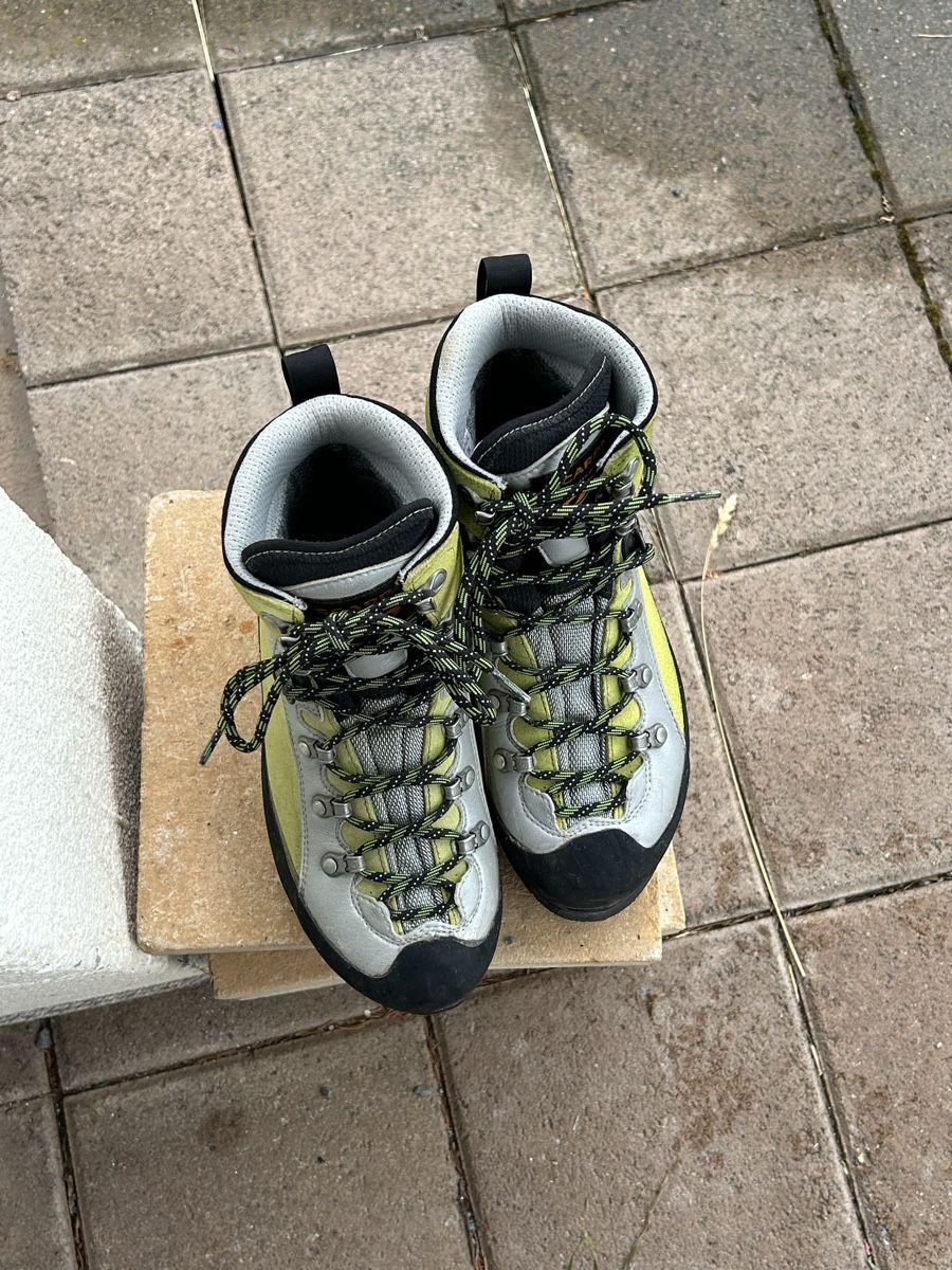 Scarpa Damenschuhe: Scarpa Wanderschuhe Gr. 38 – Gebraucht aus Basel von alv_29s2 2