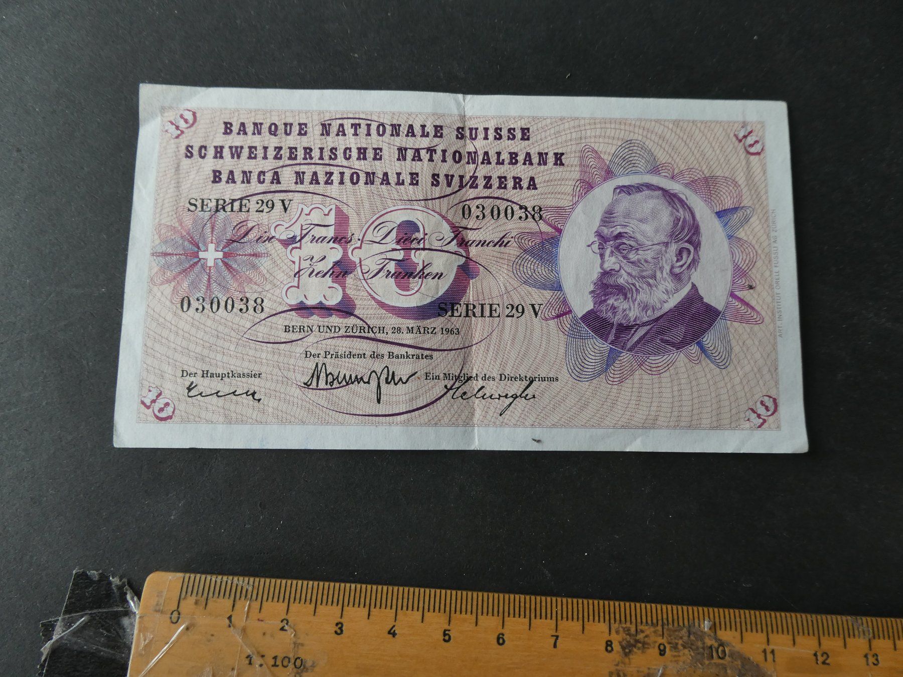 Banknoten: Schweiz 1963, 10 Franken – Gebraucht aus Hinterforst von Rohusri