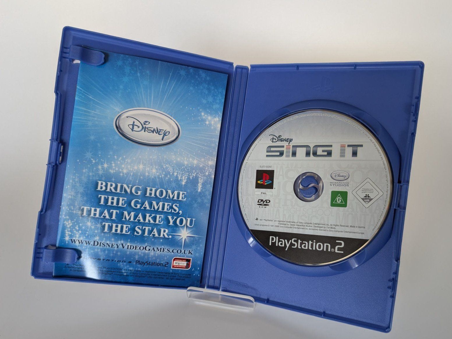 Sony Giochi: Disney Sing It! - Sony - Playstation 2 - PS2 – Usato da Ostermundigen venduto da TradeLab 1
