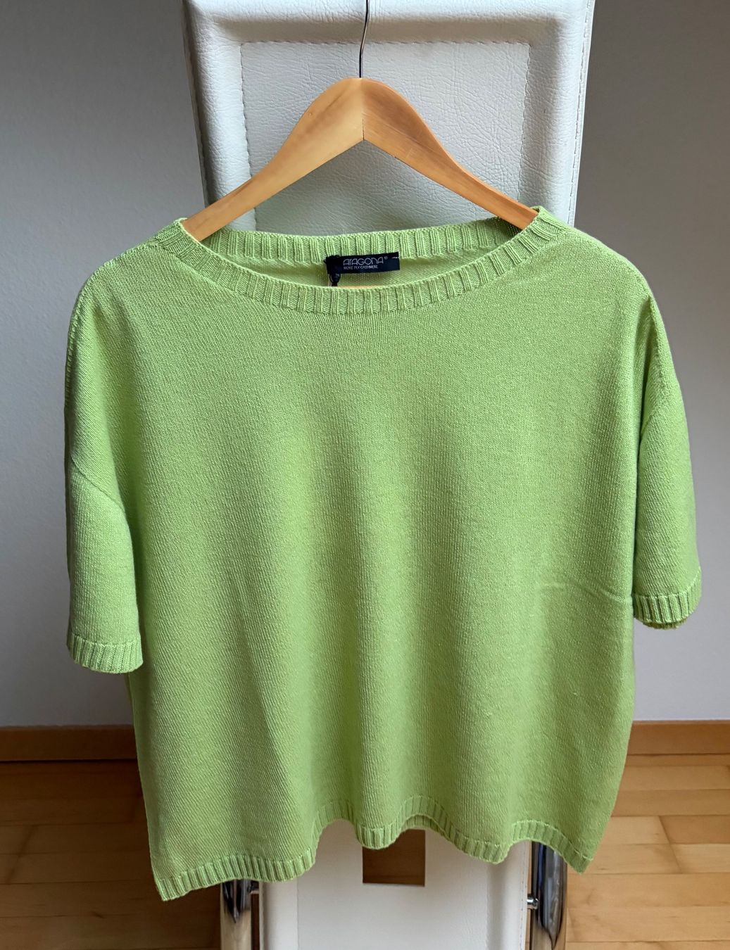 Pulls & Sweat-shirts: Oversized Kaschmir Pullunder Gr.M  ***NEU*** – Neuf avec emballage d'origine à Unterägeri par Jutka_04 5