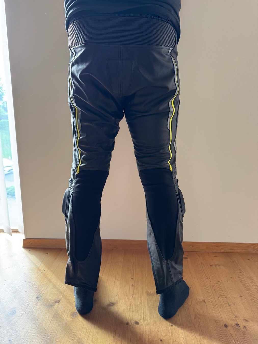 IXS Completi: Lederkombi Motorrad – Nuovo (secondo la descrizione) da St. Gallen venduto da Viste 5