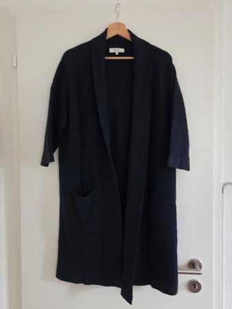 Lange Strickjacke