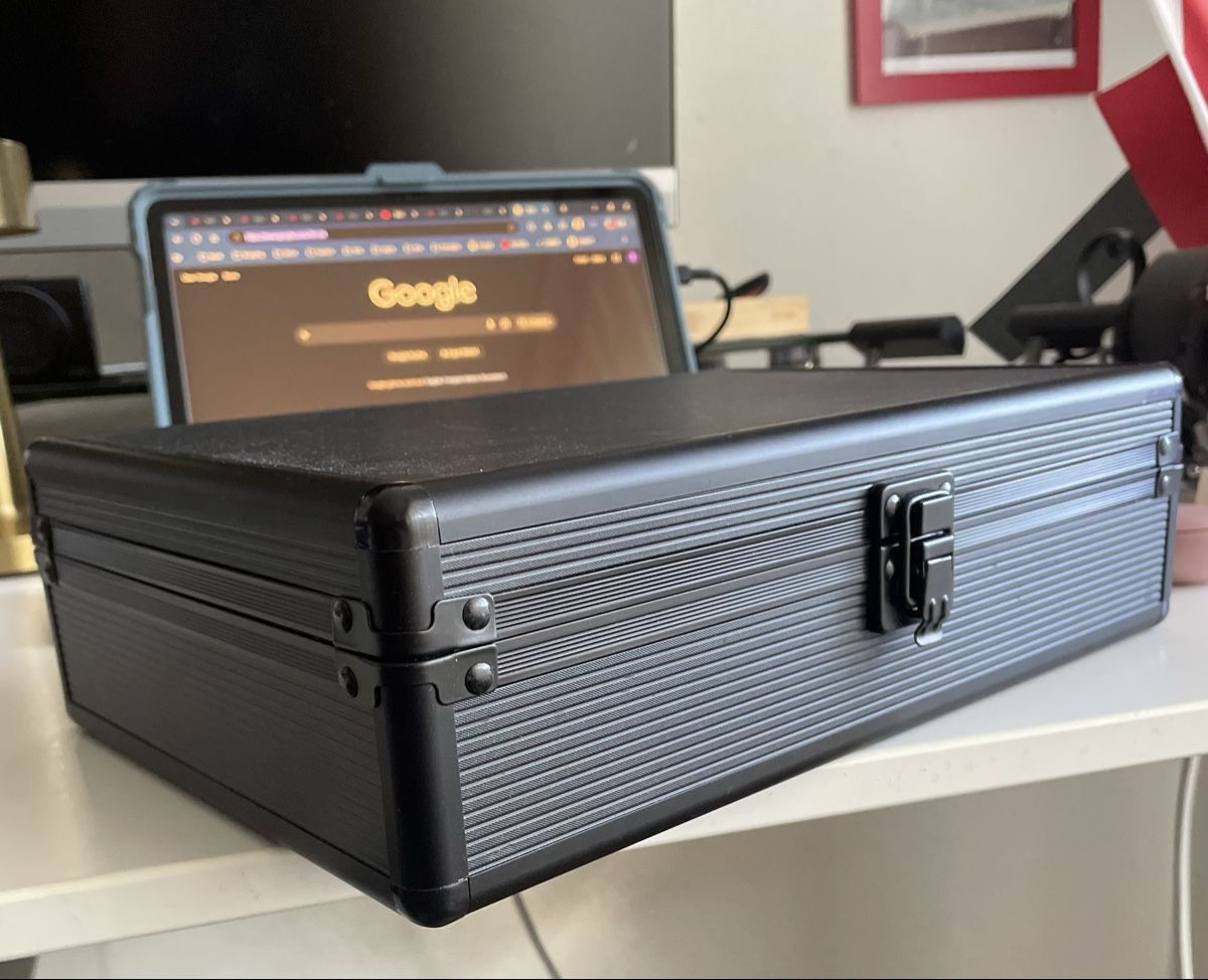 Uhrenboxen: Uhrenbox mit 10 Slots ab 1.- !! – Gebraucht aus Liestal von esi79
