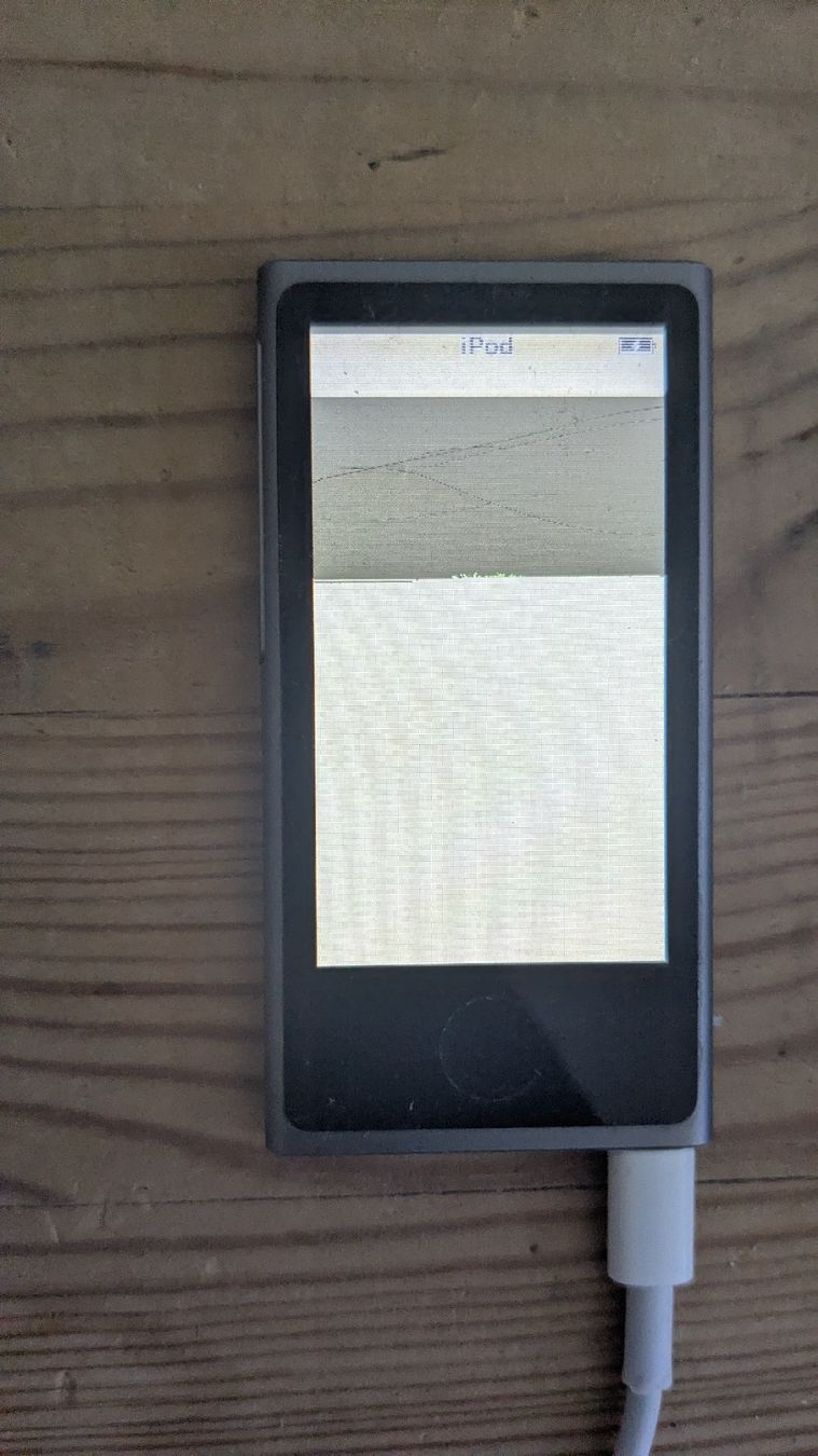 Apple Lecteur media portable: ipod touch 7 defekt  – Défectueux à Zürich par enri23
