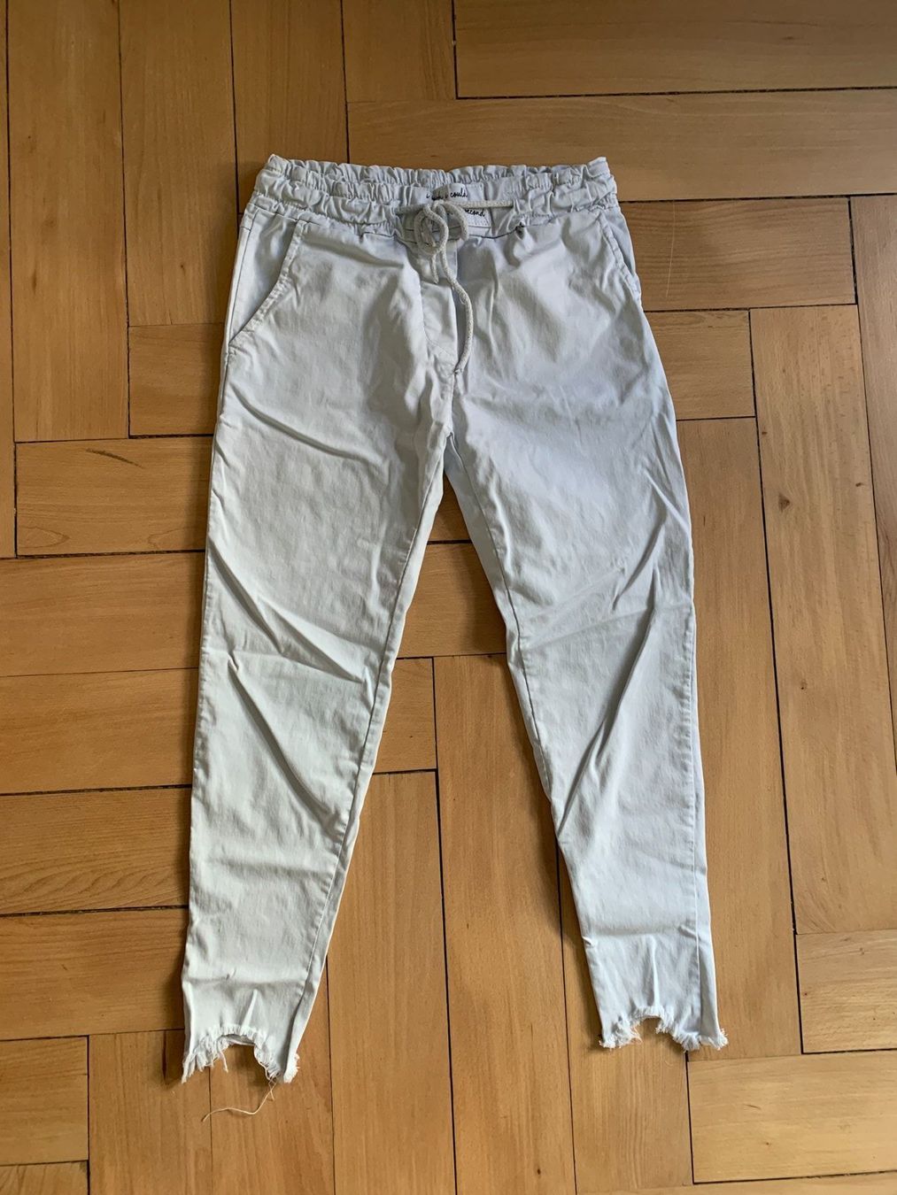 Pantaloni: Hose hellgrau - S – Usato da Zürich venduto da Diazaio