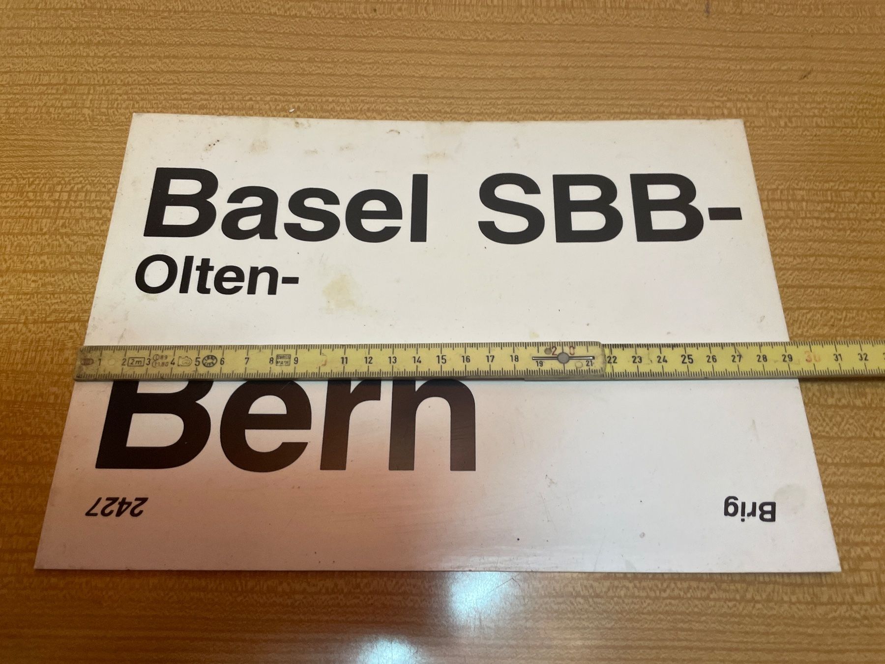 SBB/CFF/FFS Insegne: SBB Kursanzeiger Basel-Olten-Bern🚂 – Usato da Suhr venduto da Daneli7 3