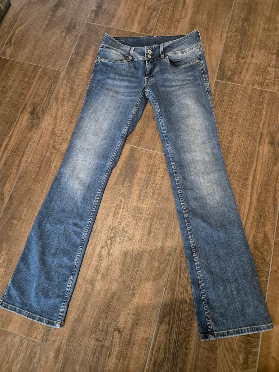 Jeans: Pepe Jeans wie neu mit Schlag – Usato da Unterkulm venduto da mahu87 1