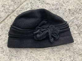 Schicker warmer Damenhut