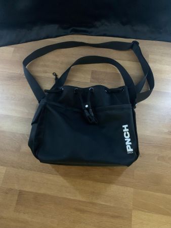 Pnch Schultertasche + Umhängetasche Damen