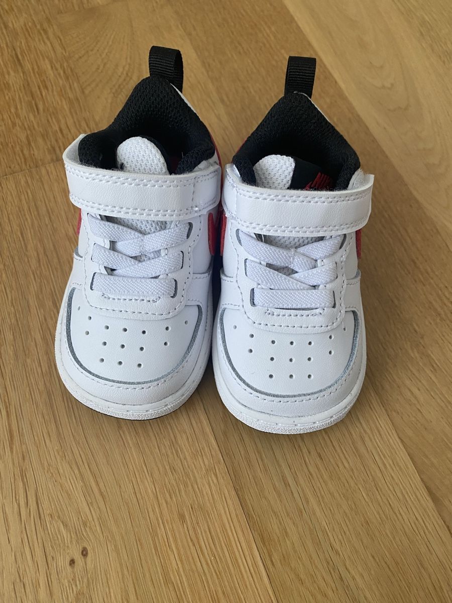 Nike Chaussures garçon: Baby sneakers – Neuf avec emballage d'origine à Zürich par beg_nlp8