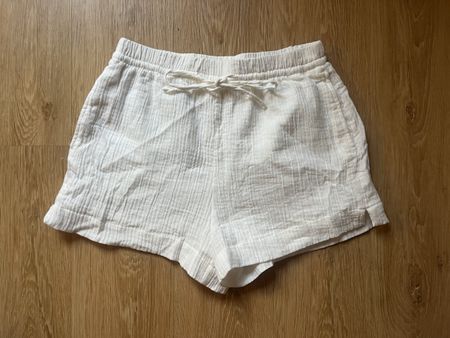 Damen Shorts weiss Grösse S