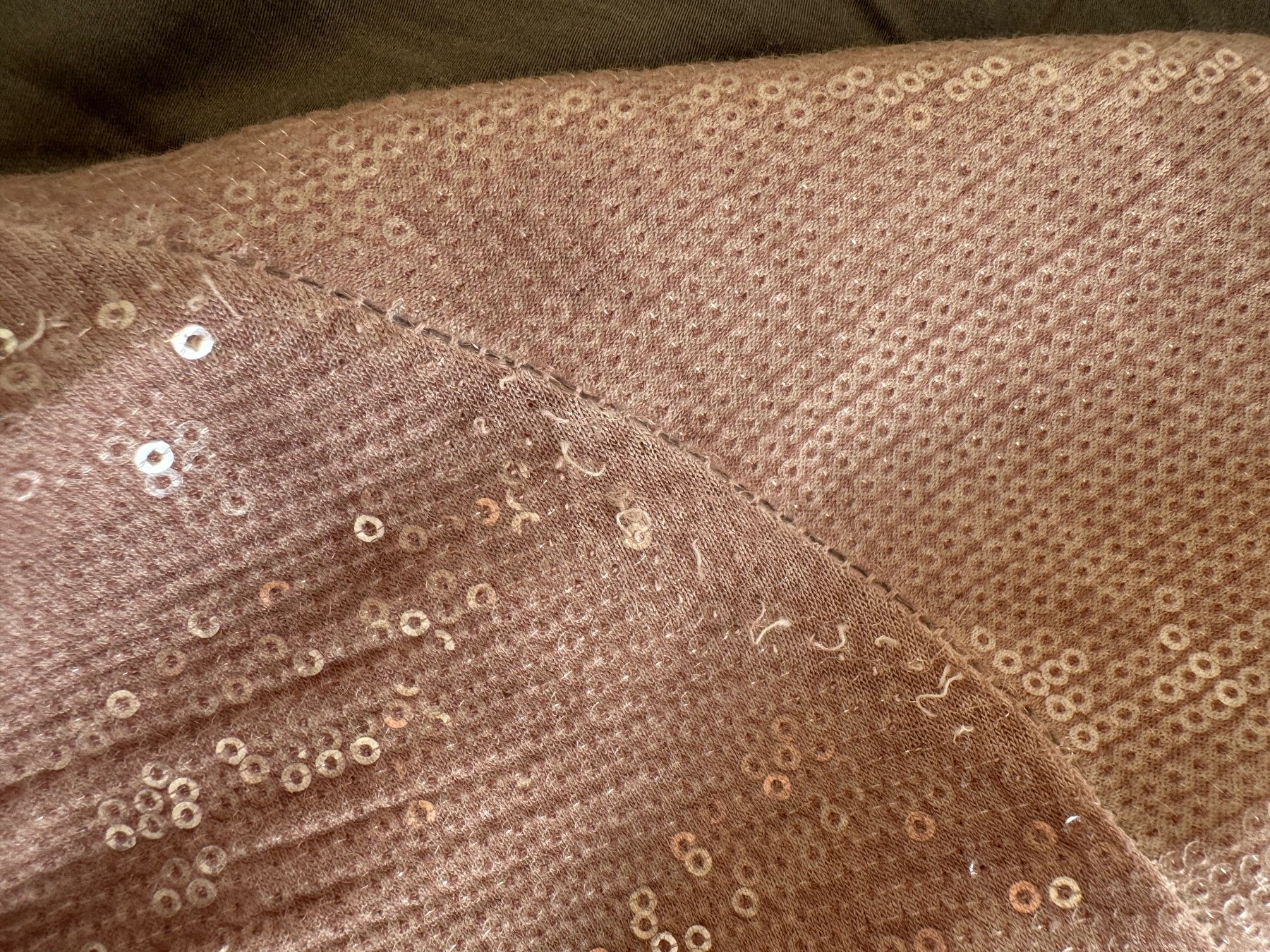Maglioni & Felpe: Pullover Rosa mit Pailletten – Usato da Zürich venduto da Lionsands 5