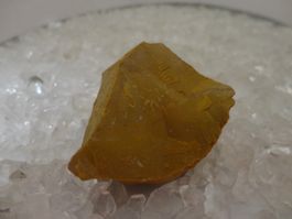 Jaspis-gelb roh
