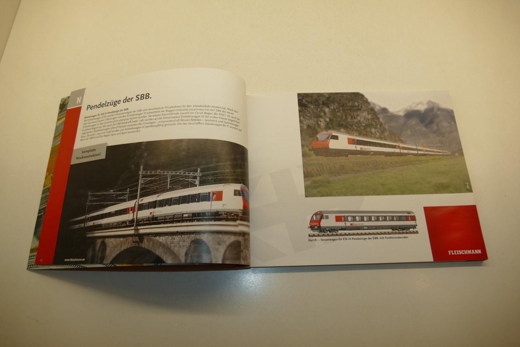 Fleischmann Trains électriques: Fleischmann N: Katalog 2011/2012 – D'occasion à Niederhasli par Flash32 1