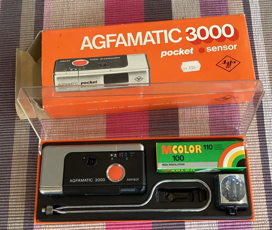 Coffret Vintage Agfamatic 200 Sensor – Appareil Photo – Ouvert Jamais Utilisé – Très Bon état