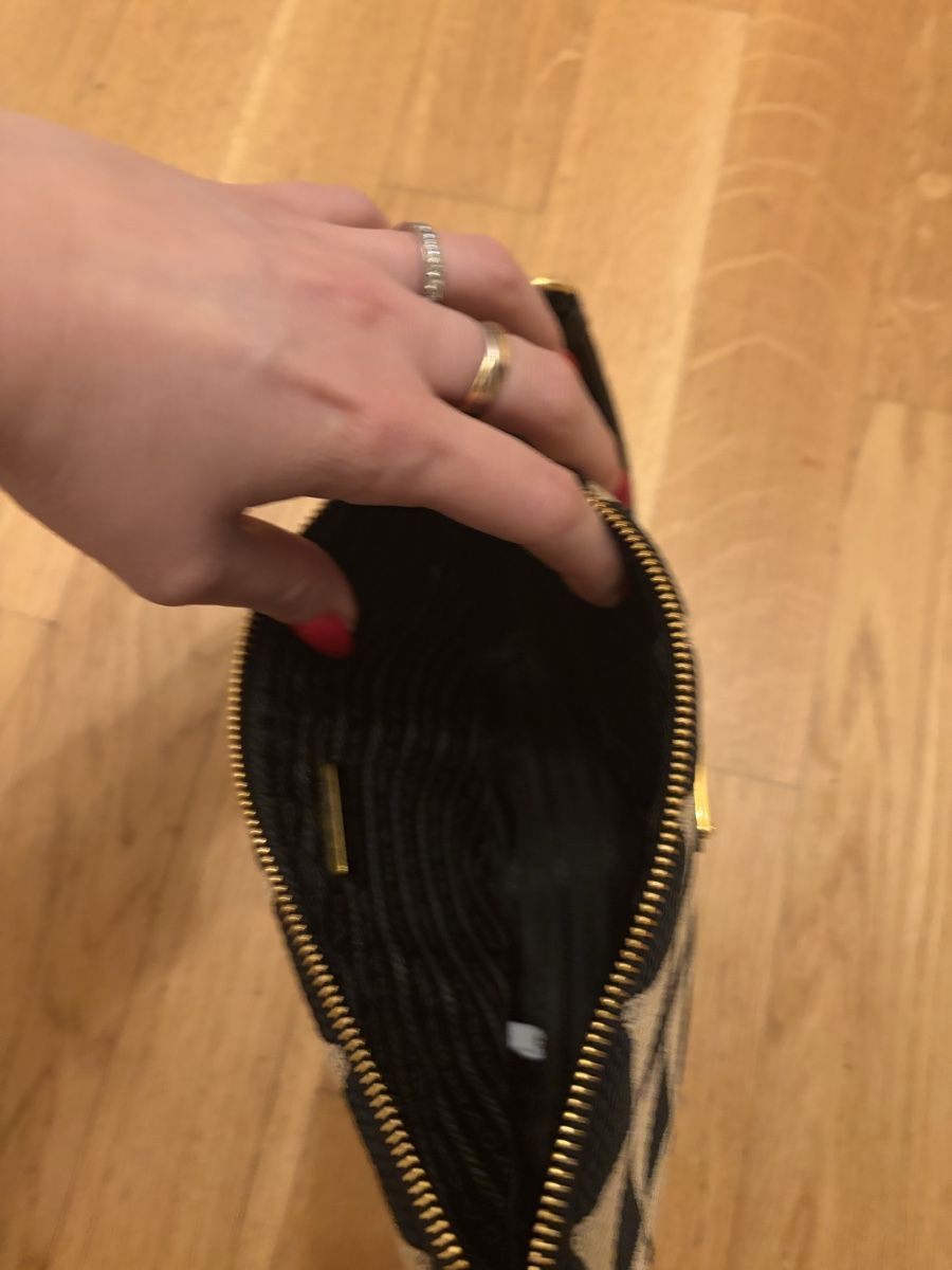 Prada Borse da donna: Prada Triangle Tasche, neuwertig – Nuovo (secondo la descrizione) da Lenzburg venduto da Original_vail 3
