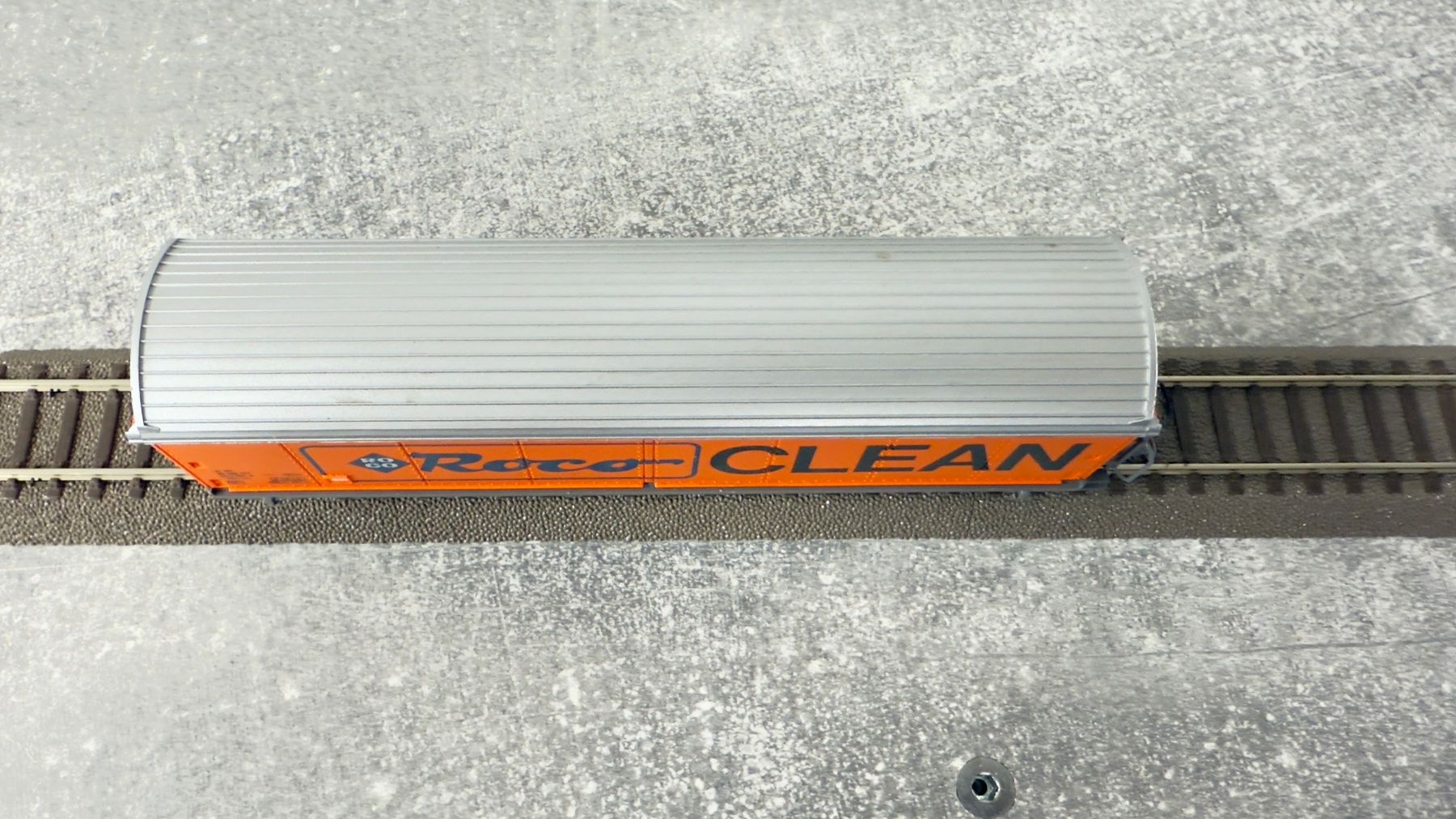 Roco Modellini di ferrovie: Roco Güterwagen Clean - Gleisreiniger H0 / DC – Usato da Schlieren venduto da rat_lq6b 8