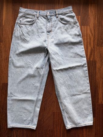 ZARA Jeans Relaxed / Loose Fit Hellblau Grösse 32