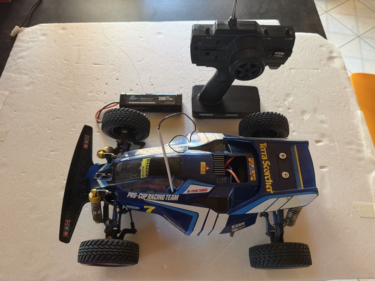 Kyosho Modellismo RC: BUGGY  KYOSHO-TAMIYA  4WD – Usato da Apples venduto da Gasscret