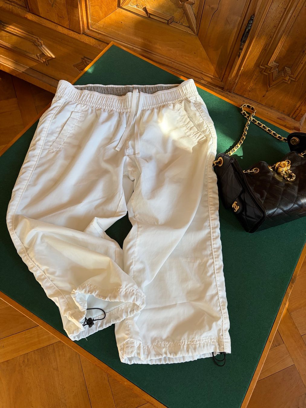 Nike Pantaloni: NIKE Bermudashorts Grösse M   Zustand: Perfekt – Usato da Interlaken venduto da Bona55 4
