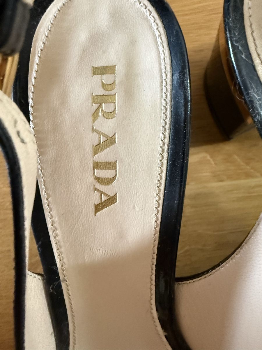 Prada Damenschuhe: Prada Pumps Lackleder Schwarz Grosse 37.5 1/2 – Neu (gemäss Beschreibung) aus Zürich von Ju777 2