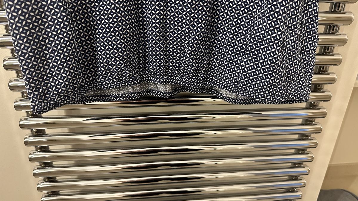 Tom Tailor Camicette: Damen Bluse Tom Tailor Muster dunkelblau Grösse 42  – Usato da Ettingen venduto da slg_4107 2