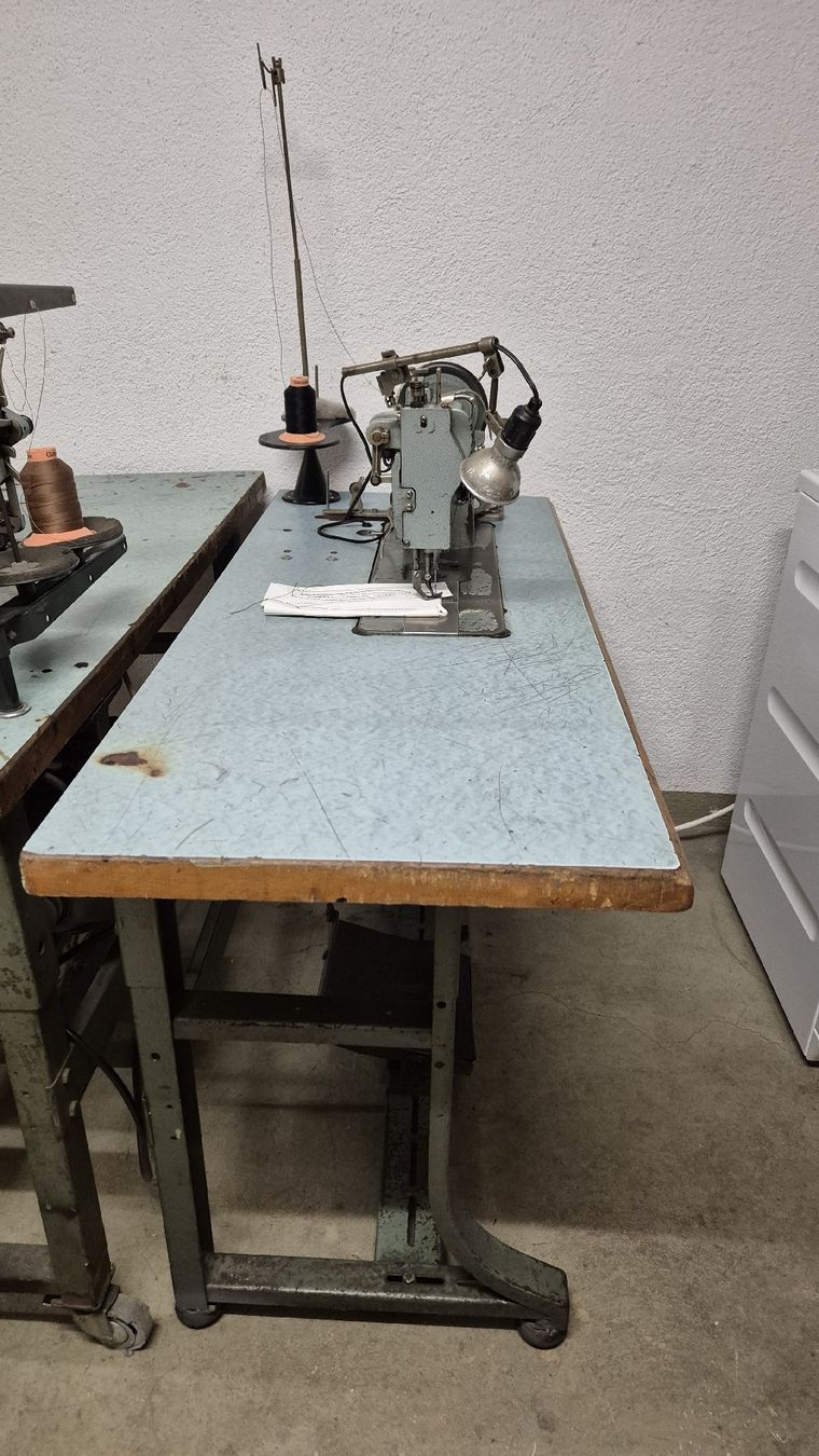 Adler Macchine da cucire: Adler 167-73T Industrienähmaschiene – Usato da Hettlingen venduto da Nadl05 2