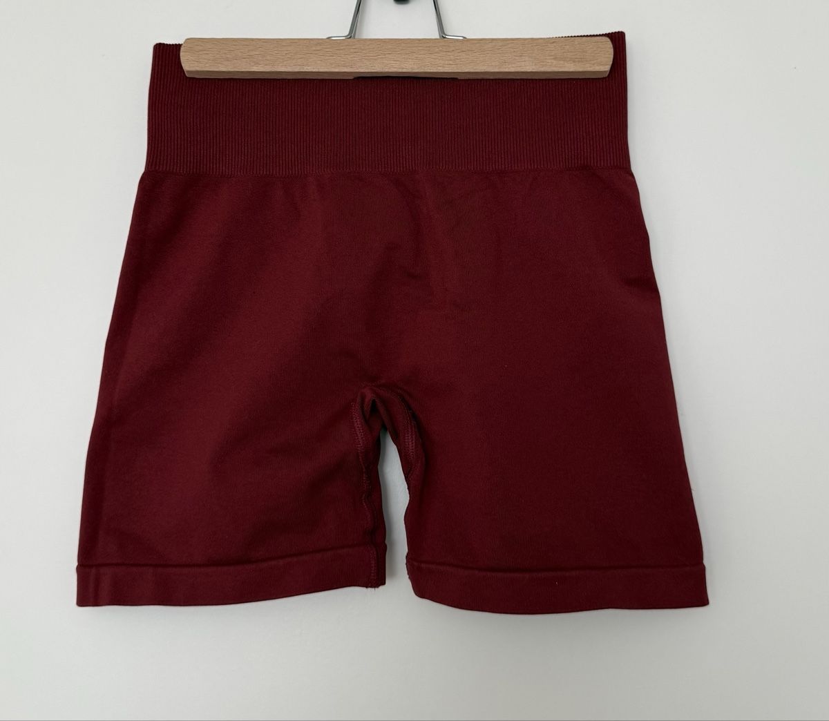 Teveo Leggings: Teveo Shorts – Gebraucht aus Muhen von sel1na