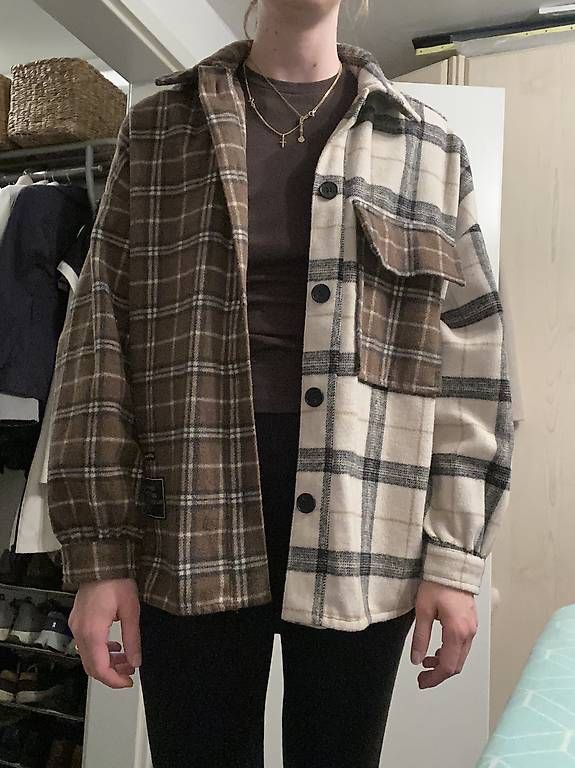 Jacken: Oversized Hemdjacke Gr.S – Gebraucht aus ballwil von finduss99