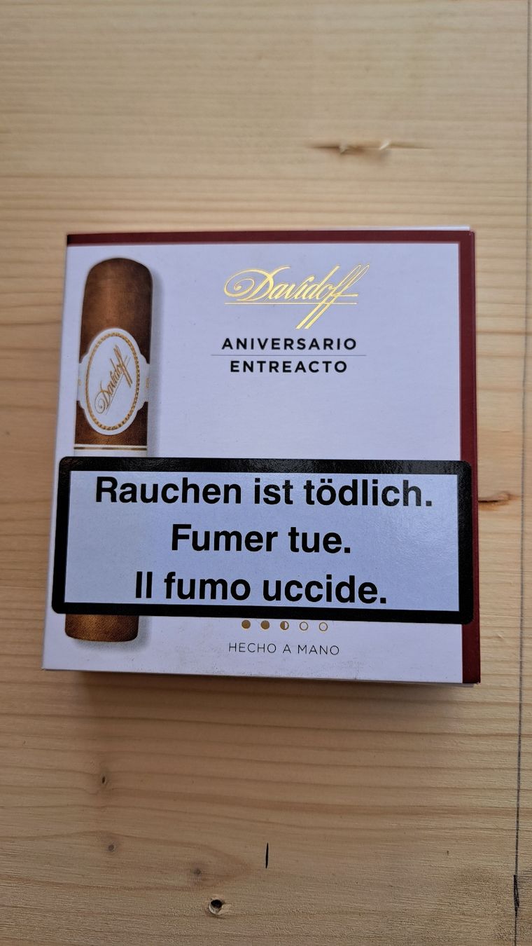 Davidoff Cigares: Davidoff Zigarren/Zigaretten – Neuf avec emballage d'origine à Saanen par and_2k5y