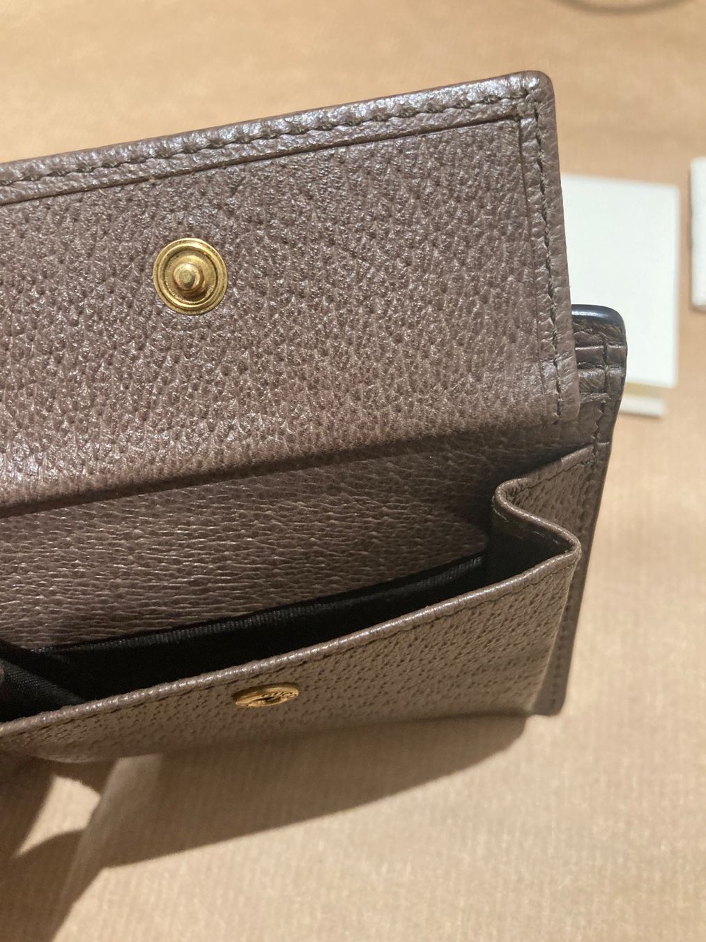 Gucci Portafogli: Gucci portafoglio – Usato da Paradiso venduto da Kayakara 5