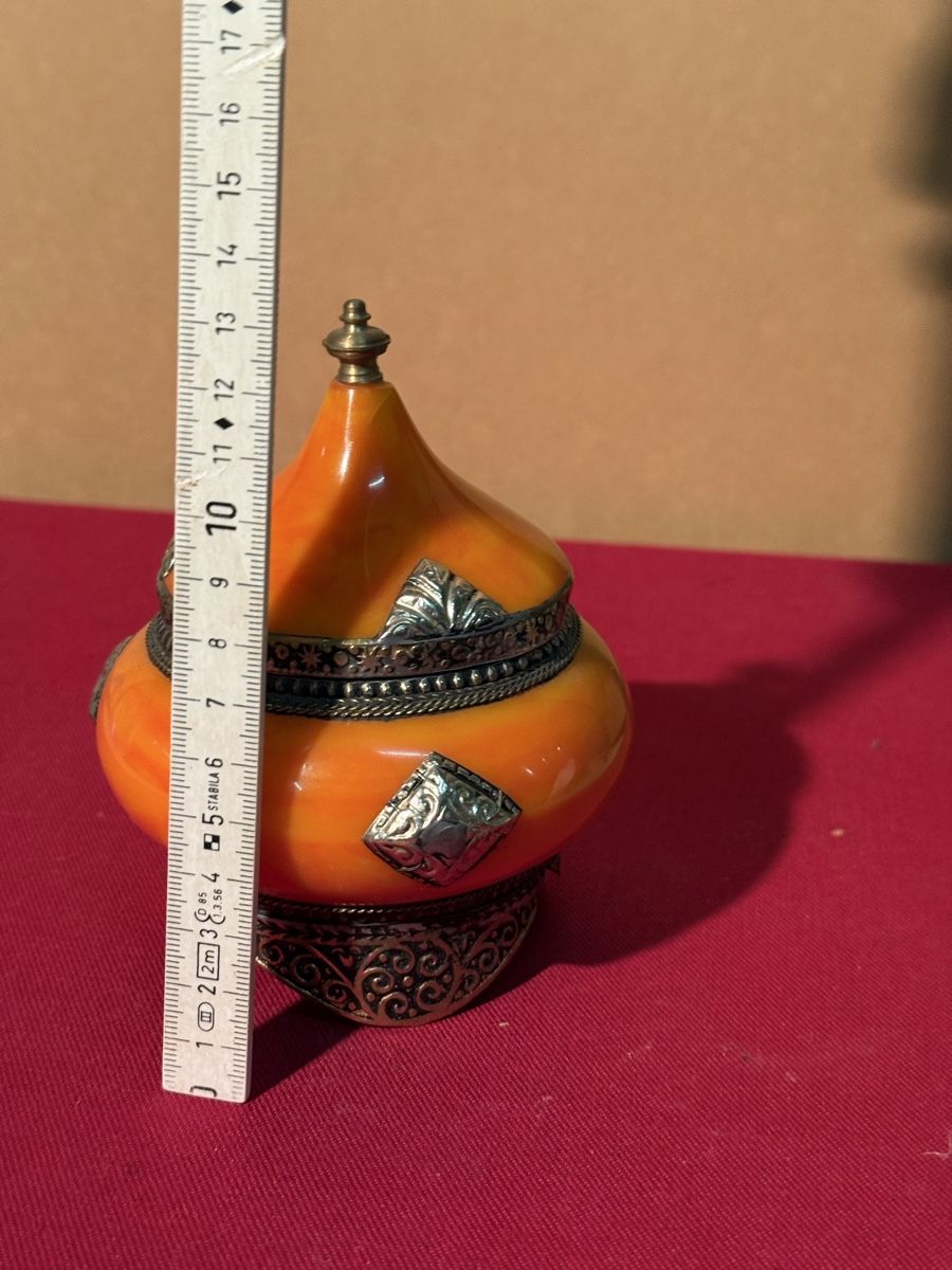 Zuccheriere: Vintage Amber Jewelry Box – Usato da Lausanne venduto da vas_cdb2 5