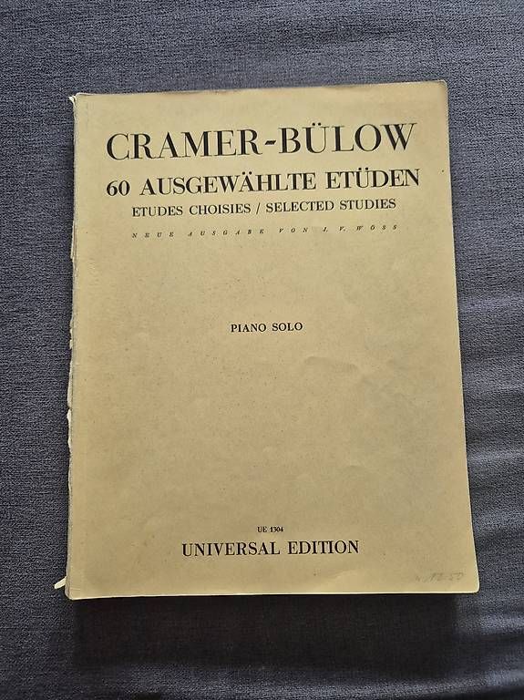 Libri: Klaviernoten Cramer-Bülow – Usato da Niederhasli venduto da mybluefish