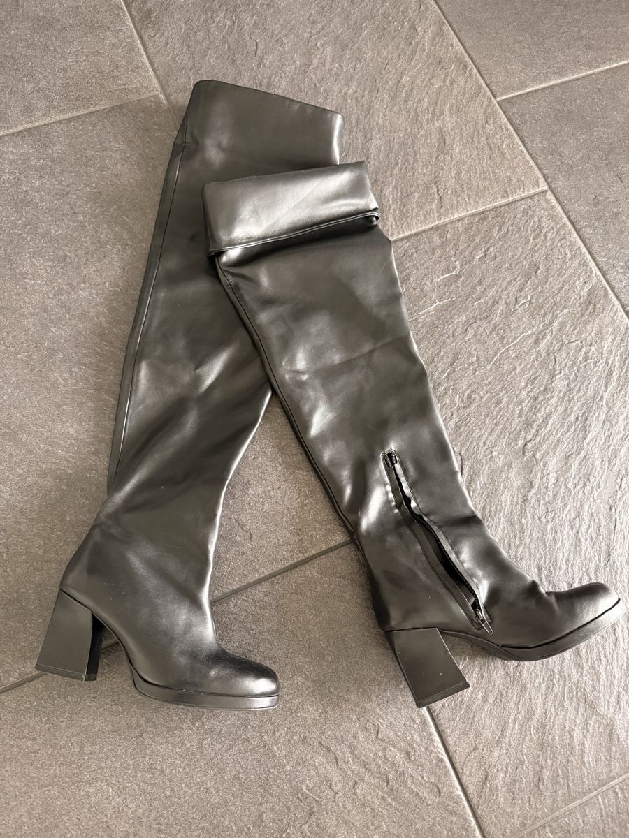 Pinko Scarpe da donna: Leder Overknee Lederstiefel von Pinko – Usato da Hüttikon venduto da zer_zr67 2