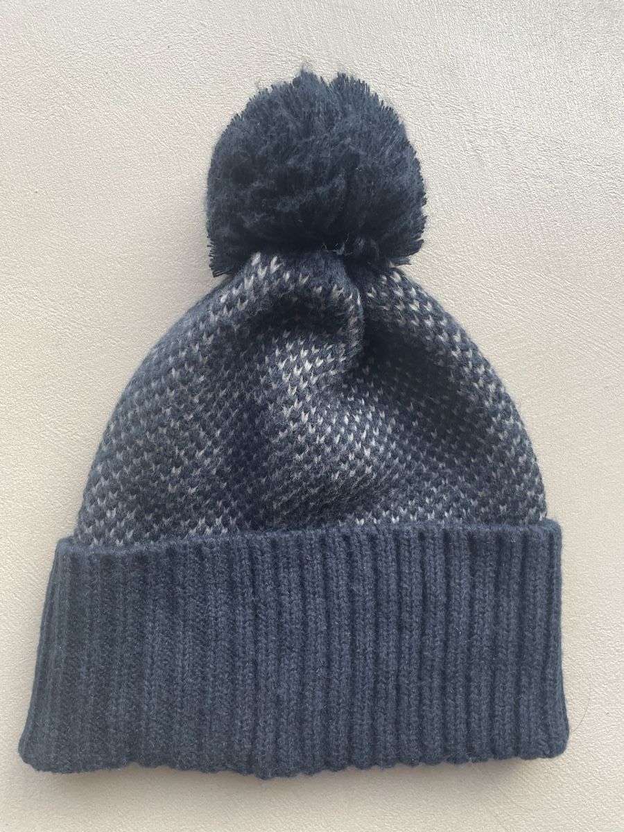 Chapeaux, bonnets & casquettes: Bonnet à pompom – D'occasion à Sugiez par Becool18