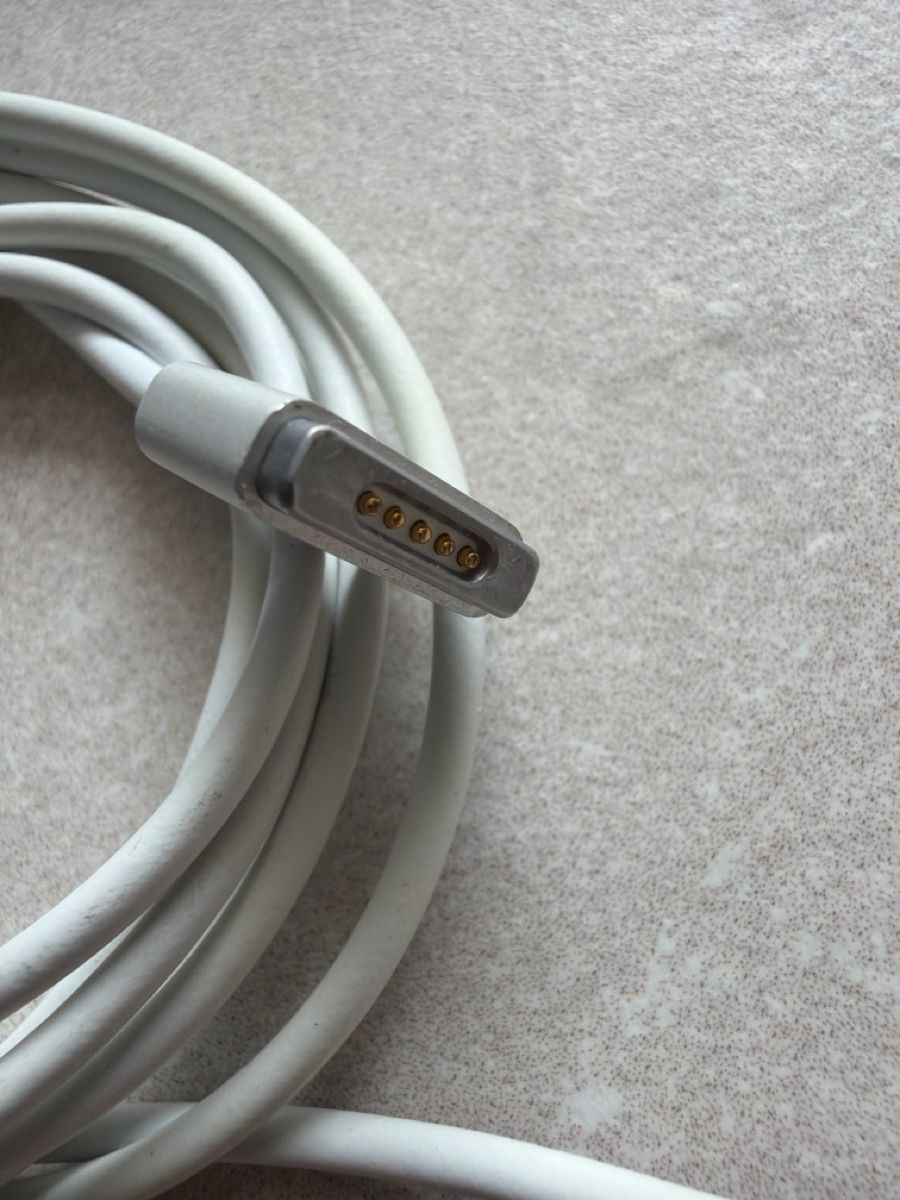 Ladegerät: MacBook Ladekabel – Gebraucht aus Buttikon SZ von alf_g6sd 1