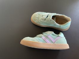 Kinder Turnschuhe mint Grösse 28 Klettverschluss
