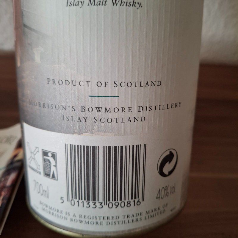 Bowmore Bevande alcoliche: Scotch Whisky Single Malt BOWMORE Legend – Nuovo (secondo la descrizione) da Weggis venduto da daisyflower 5