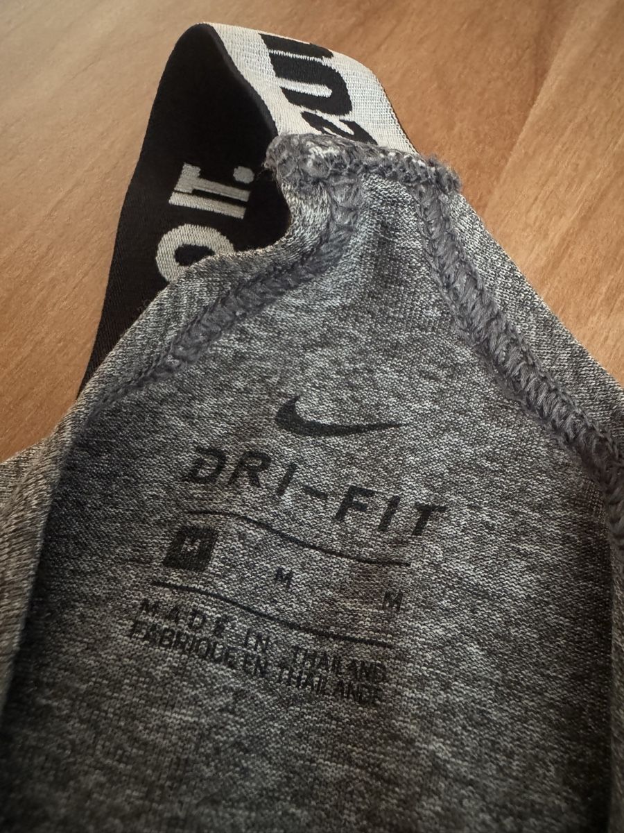 Nike Tops: Nike Dri-Fit Tanktop – Neu (gemäss Beschreibung) aus Zeglingen von nor_6sjq 4