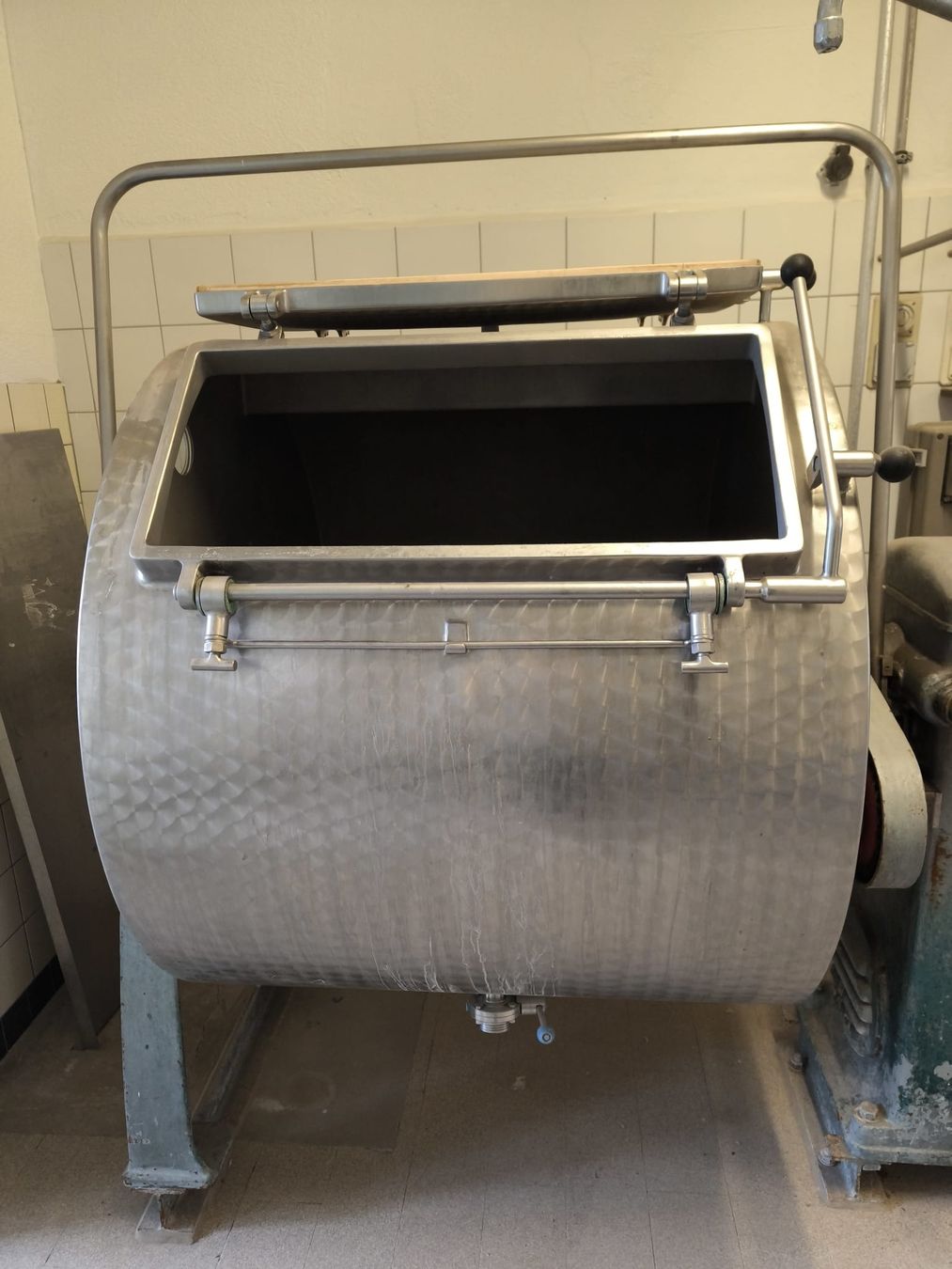 Toutes les machines: Egli Buttermaschine – D'occasion à Hofstatt par Schteime 2
